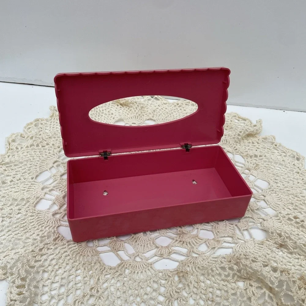 Vintage Pink Plastic Tissue Box Holder Hinged Lid Scalloped Edges granny core
